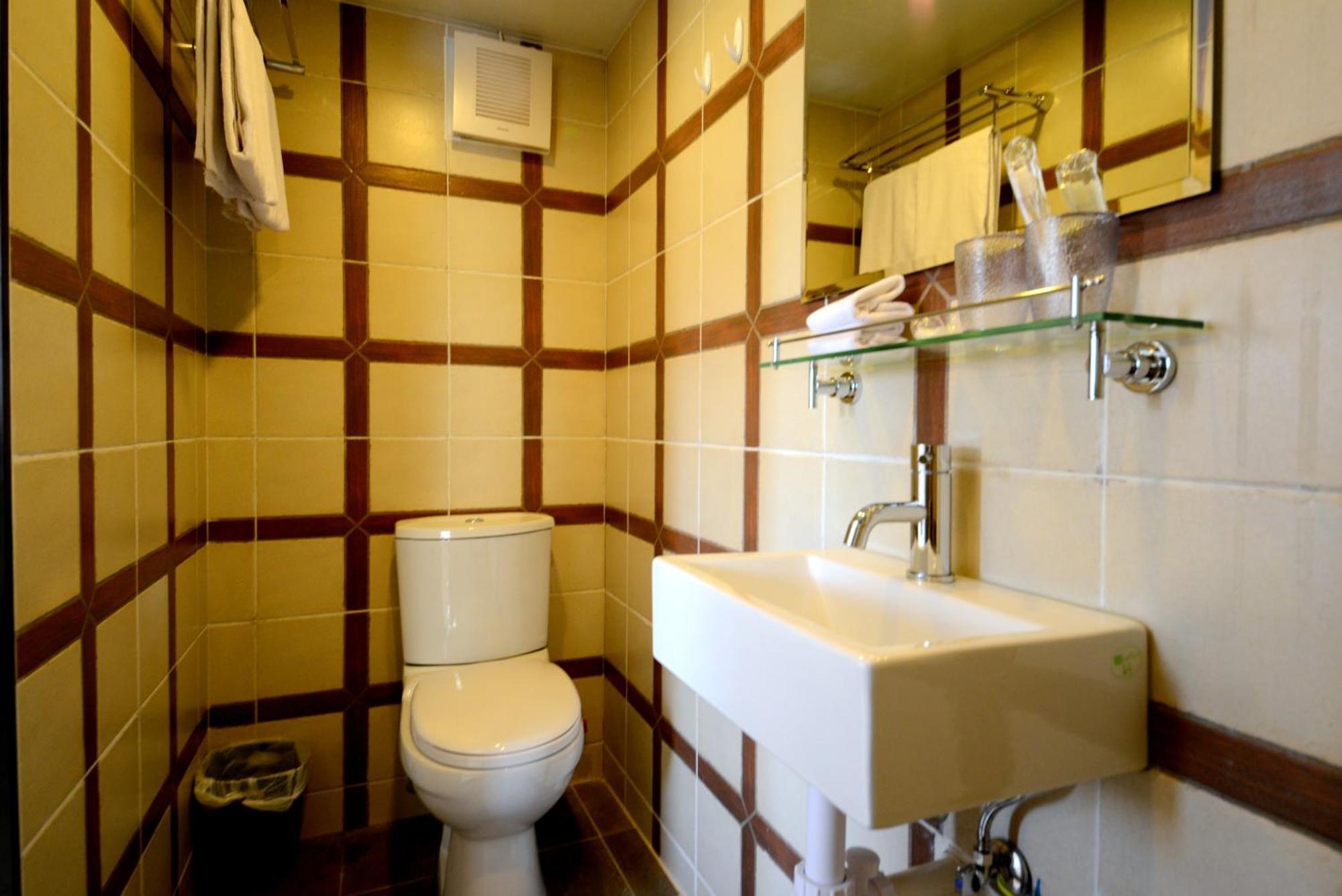 B & B Cheung Chau Hong Kong Exterior photo